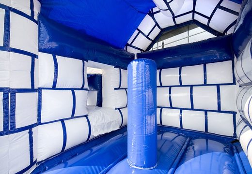Midi overdekt multifun springkasteel met glijbaan kopen in een kleuren combinatie van blauw wit en in thema kasteel voor kinderen. Koop springkastelen online bij JB Inflatables Nederland