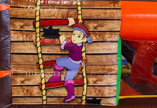 Funcity Piraat springkasteel met aan de binnenkant een glijbaan, het 3D object op het springvlak en leuk jungle design kopen voor kids. Bestel springkastelen online bij JB Inflatables Nederland
