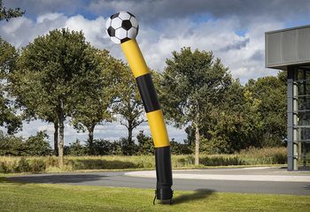 Koop nu online de skydancers met 3d bal van 6m hoog in geel zwart bij JB Inflatables Nederland. Bestel deze skydancer direct vanuit onze voorraad