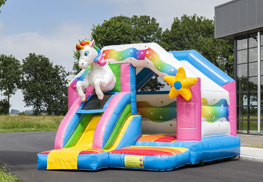 Koop opblaasbare slide combo springkasteel in unicorn thema voor kinderen. Opblaasbare springkastelen met glijbaan te koop bij JB Inflatables Nederland