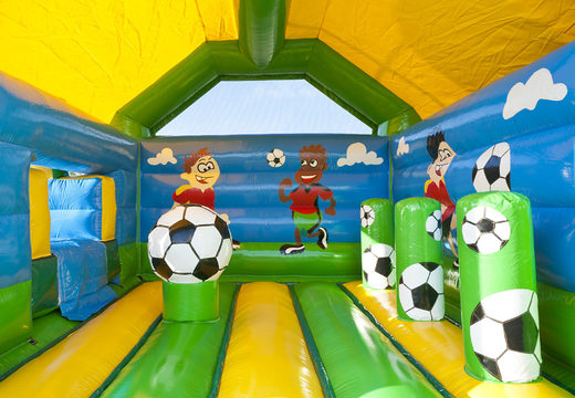 Bestel voor kids een opblaasbaar multifun springkussen met dak en glijbaan in voetbal thema met 3D object aan de bovenkant bij JB Inflatables Nederland. Koop springkussens online bij JB Inflatables Nederland