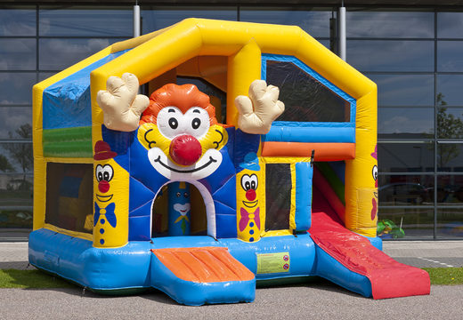 Springkussen in thema clown met een glijbaan kopen voor kinderen. Bestel opblaasbare springkussens online bij JB Inflatables Nederland