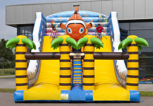 Haal uw inflatable glijbaan in seaworld thema met grappige 3D-figuren en kleurrijke prints voor kinderen. Bestel opblaasbare glijbanen nu online bij JB Inflatables Nederland
