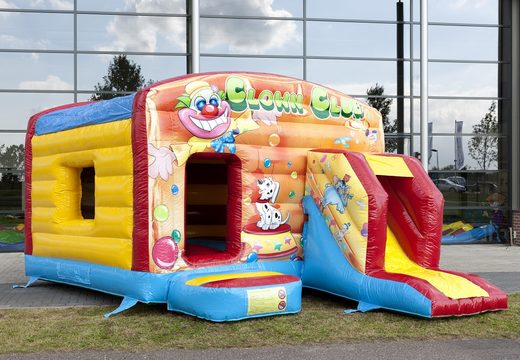 Opblaasbaar overdekt maxi multifun springkasteel in clown thema met glijbaan voor kids kopen. Bestel springkastelen online bij JB Inflatables Nederland