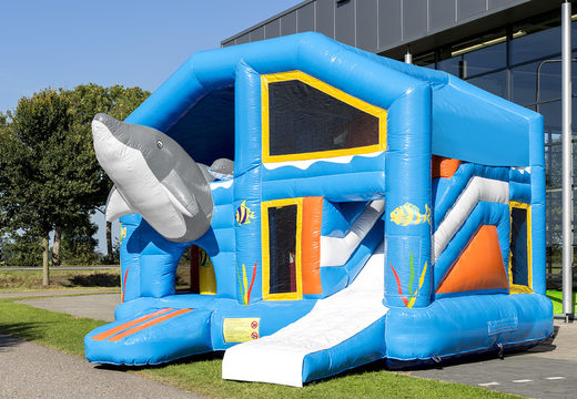 Multiplay springkasteel met slide in thema dolfijn bestellen voor kinderen. Koop opblaasbare springkastelen online bij JB Inflatables Nederland