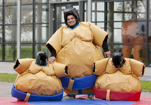 Leuke opblaasbare sumopakken voor volwassenen kopen. Bestel opblaasbare sumo pakken online bij JB Inflatables Nederland