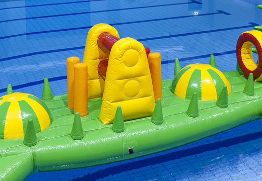 Opblaasbare zwembad run krokodil 12 meter met uitdagende obstakel objecten kopen voor zowel jong als oud. Bestel opblaasbare stormbanen nu online bij JB Inflatables Nederland
