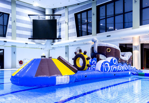 Inflatable luchtdichte glijbaan in thema piraten voor zowel jong als oud bestellen. Koop opblaasbare zwembadspelen nu online bij JB Inflatables Nederland 