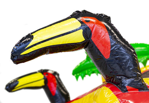 Inflatable 15 meter Van der Valk stormbaan maatwerk bestellen. Koop opblaasbare stormbanen nu online bij JB Promotions Nederland