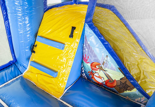 Multiplay L Seaworld springkasteel met een glijbaan bestellen voor kinderen. Koop opblaasbare springkastelen online bij JB Inflatables Nederland