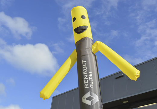 Maatwerk Renault skydancer opblaasbaar bestellen bij JB Inflatables Nederland. Vraag nu gratis ontwerp aan voor opblaasbare airdancer in eigen huisstijl