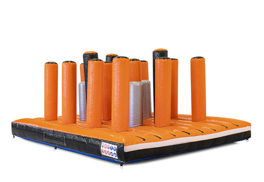 Opblaasbare 40-delige giga modulaire Pillar Dodger Platform hindernisbaan kopen voor kinderen. Bestel opblaasbare stormbanen nu online bij JB Inflatables Nederland