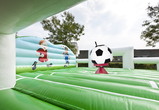 Bestel een opblaasbare valmat in thema voetbal voor zowel oud als jong. Koop een opblaasbare valmat nu online bij JB Inflatables Nederland