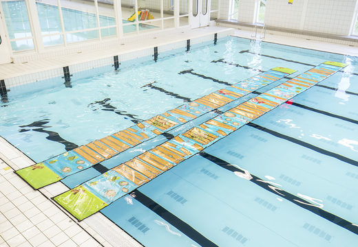 Opblaasbare sportfondsen waterspelen voor zowel jong als oud bestellen. Koop opblaasbare waterspelen nu online bij JB Promotions Nederland