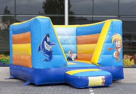 Klein open springkasteel te koop in thema seaworld voor kinderen. Koop springkastelen online bij JB Inflatables Nederland