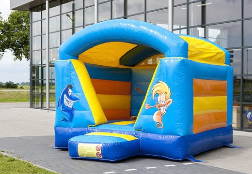Klein overdekt springkasteel met seaworld thema te koop voor kinderen. Koop springkastelen online bij JB Inflatables Nederland