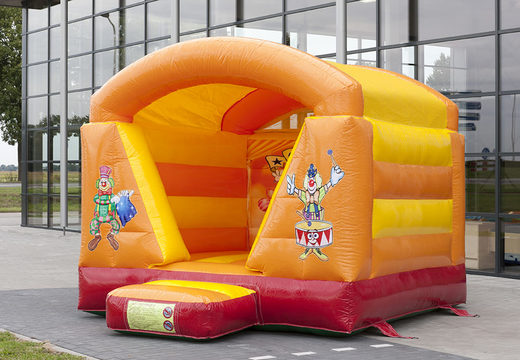 Mini overdekt springkasteel kopen in circus thema voor kinderen. Koop nu springkastelen online bij JB Inflatables Nederland