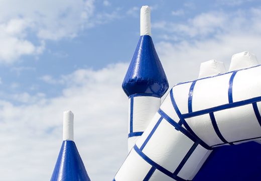 Klein springkasteel overdekt kopen in thema kasteel voor kinderen. Koop springkastelen online bij JB Inflatables Nederland