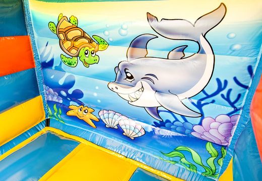 Midi multifun overdekt springkasteel met glijbaan kopen in thema seaworld voor kinderen. Koop springkastelen online bij JB Inflatables Nederland