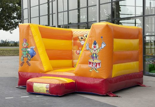 Klein open springkussen te koop in thema circus voor kinderen. Koop springkussens online bij JB Inflatables Nederland