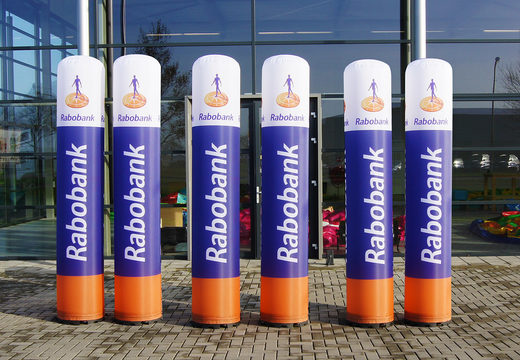 Grote opblaasbare Rabobank lichtpilaren kopen. Bestel uw inflatable promotiezuilen nu online bij JB Inflatables Nederland