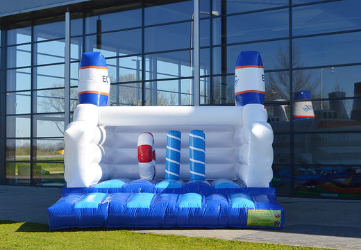 Opblaasbare EOC Schip springkastelen bestellen bij JB Inflatables Nederland. Vraag nu gratis ontwerp aan voor opblaasbare springkastelen in eigen huisstijl