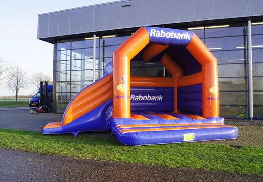 Koop gepersonaliseerde Rabobank Multifun springkussen voor diverse evenementen bij JB Inflatables Nederland. Bestel nu op maat gemaakte promotionele springkussen bij JB Promotions Nederland