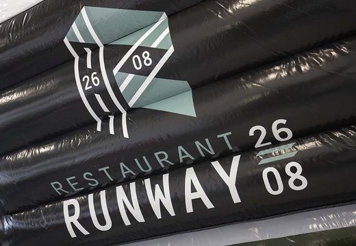 Promotionele op maat gemaakt Restaurant Runaway Vliegtuig Multifun springkastelen kopen. Bestel nu opblaasbare reclame springkastelen in eigen huisstijl bij JB Inflatables Nederland