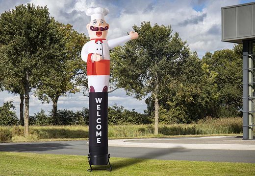 Koop de opblaasbare 4m hoge skydancer zwaaiende kok nu online bij JB Inflatables Nederland. Bestel de standaard inflatables skytubes voor elk evenement direct vanuit onze voorraad
