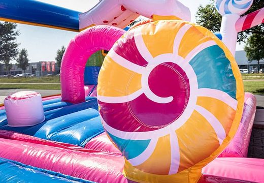 Gekleurde inflatable park in Candyland thema bestellen voor kinderen. Koop springkussens online bij JB Inflatables Nederland 