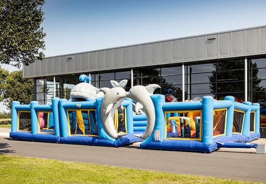 Gekleurde inflatable park in seaworld thema bestellen voor kinderen. Koop springkastelen online bij JB Inflatables Nederland 