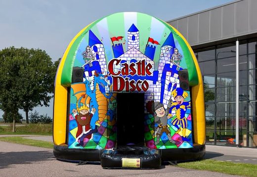 Disco multi-thema 5,5m springkussen te koop in Castle thema voor kinderen. Koop opblaasbare springkussens online bij JB Inflatables Nederland 