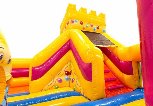 Koop een multifunctioneel Funcity feest springkasteel met een glijbaan voor kinderen. Bestel springkastelen online bij JB Inflatables Nederland