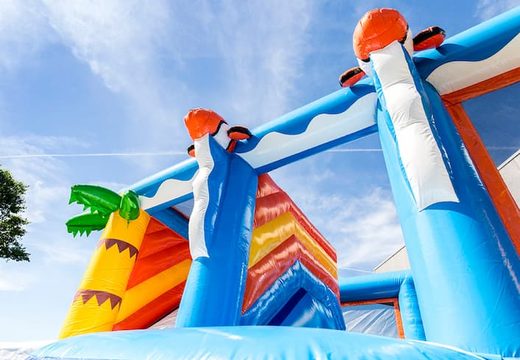 Springkussen in thema zee met een glijbaan kopen voor kids. Koop springkussens online bij JB Inflatables Nederland