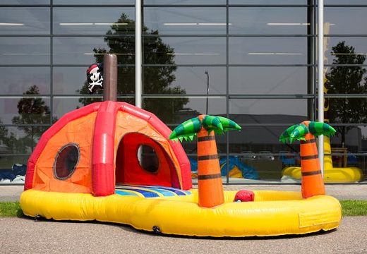 Playzone piraat springkasteel met plastic ballen en 3D objecten bestellen voor kinderen. Koop springkastelen online bij JB Inflatables Nederland 