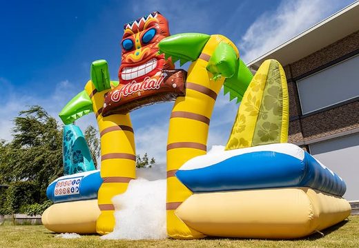 Bestel een bubble park met een schuimkraan in thema Hawaii voor kinderen. Koop opblaasbare springkussens online bij JB Inflatables Nederland