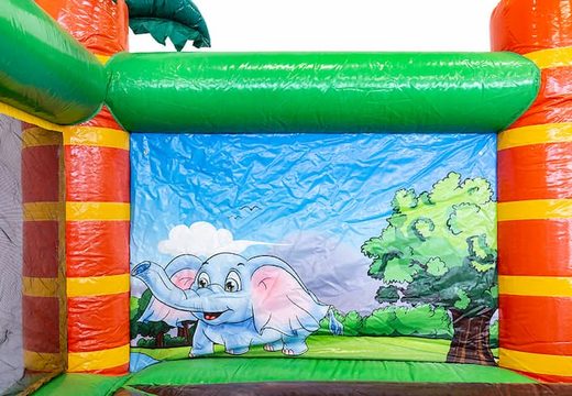 Groot opblaasbaar open springkasteel met wanden kopen in thema oerwoud voor kinderen. Bestel springkastelen online bij JB Inflatables Nederland 