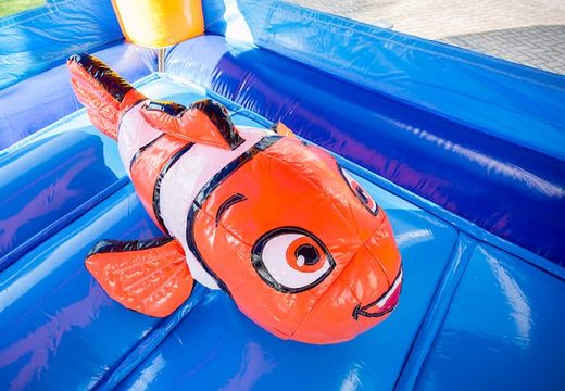 Bestel opblaasbaar maxifun springkasteel met dak in thema seaworld voor kinderen bij JB Inflatables Nederland. Koop springkastelen online bij JB Inflatables Nederland