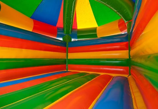Super carrousel springkussen overdekt kopen in thema standaard voor kinderen. Bestel springkussens online bij JB Inflatables Nederland