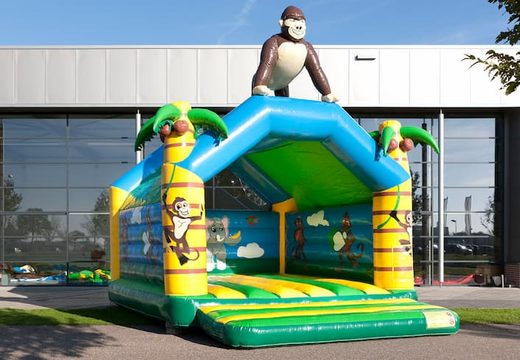 Jungle met gorilla super springkasteel overdekt kopen met vrolijke animaties voor kinderen. Koop springkastelen online bij JB Inflatables Nederland