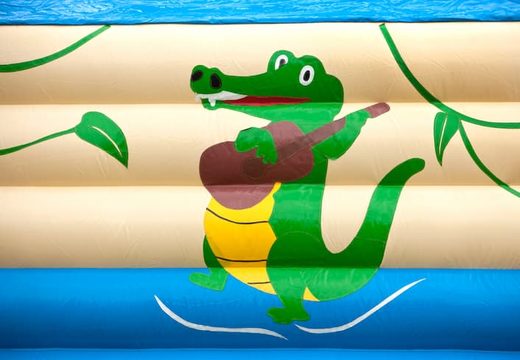 Groot overdekt springkussen kopen in thema krokodil voor kindere. Bestel springkussens online bij JB Inflatables Nederland 