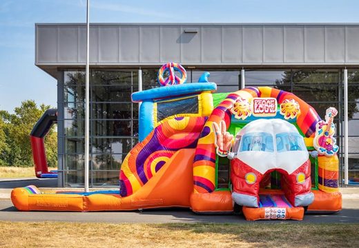 Inflatable multiplay super springkasteel in hippie thema met veel kleuren kopen voor kinderen