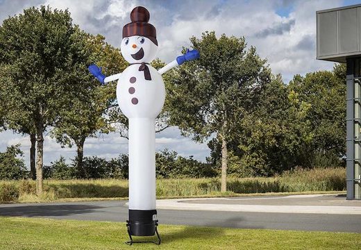 Bestel de 6m hoge opblaasbare skydancer sneeuwpop nu online bij JB Inflatables Nederland. Standaard inflatables skytubes kopen voor elke evenement