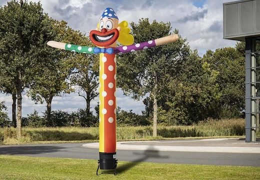 Bestel de 5m skydancer party clown met feest hoed online bij JB Inflatables Nederland. Alle standaard opblaasbare skydancers & skytubes worden snel geleverd