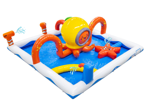 Spraypark groot opblaasbaar waterspeelpark in zeewereld octopus thema