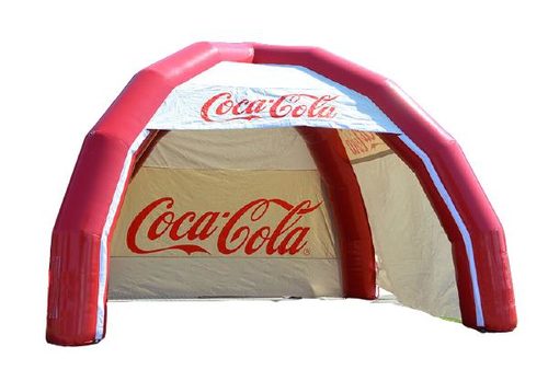 Coca cola opblaasbare tent op maat gemaakt met rode bogen en logo's 